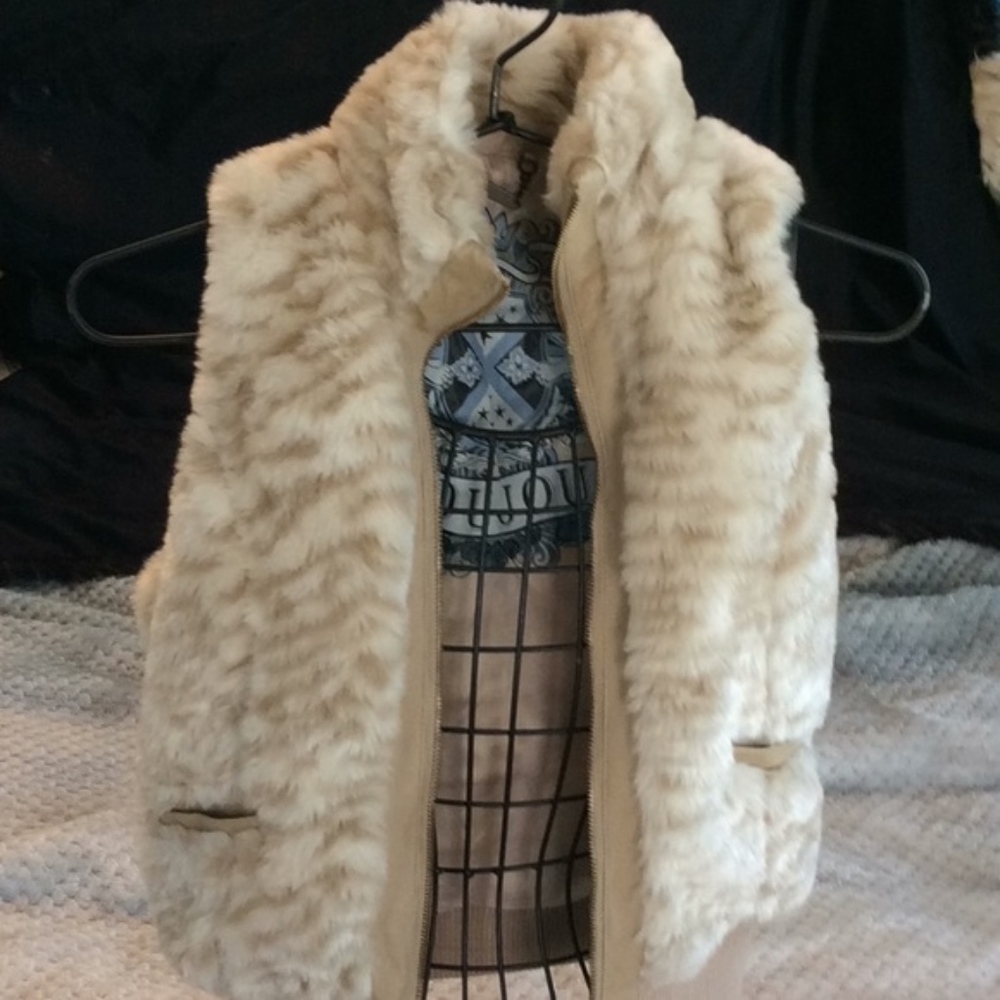 3/$15 Jou Jou fur vest kids L or women Xs, S